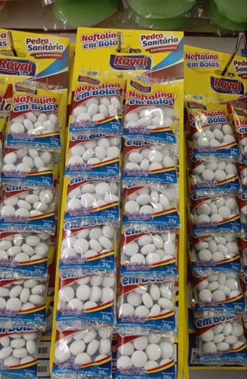 Naftalina em Bolas 25g dz